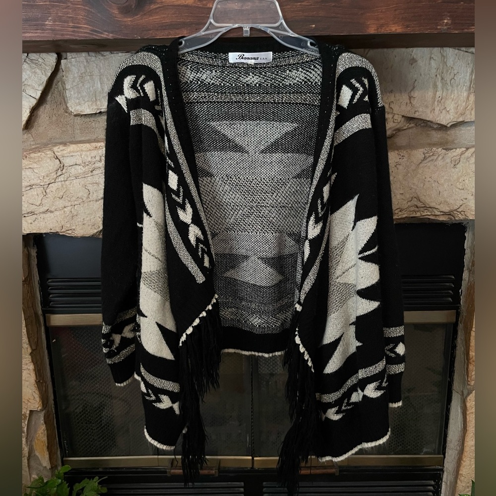 BANANA REPUBLIC BLACK, WHITE, AND GOLD CARDIGAN